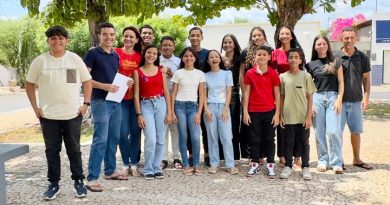 “Tchau Tchau Copo de Plástico”